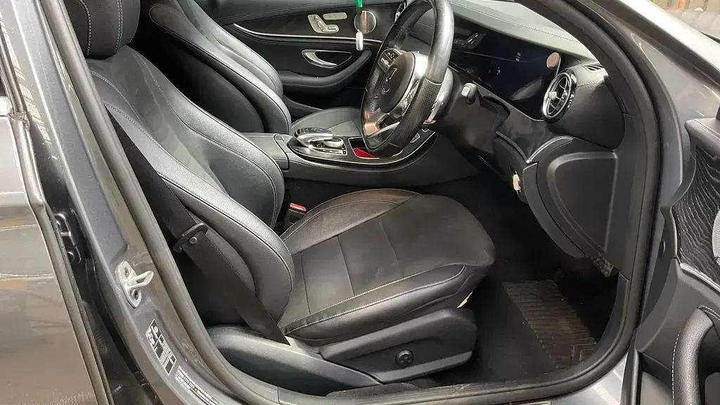 Used Mercedes E220 AMG line 194 HP (142 kW) 2019 Grey Estate