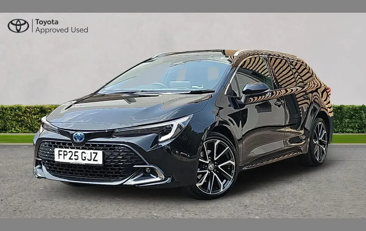 Used Toyota Corolla 196 HP (144 kW) 2025 Eclipse black Estate