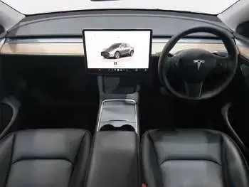Used Tesla Model Y Long Range AWD 11 kW (15 HP) 2022 Red SUV