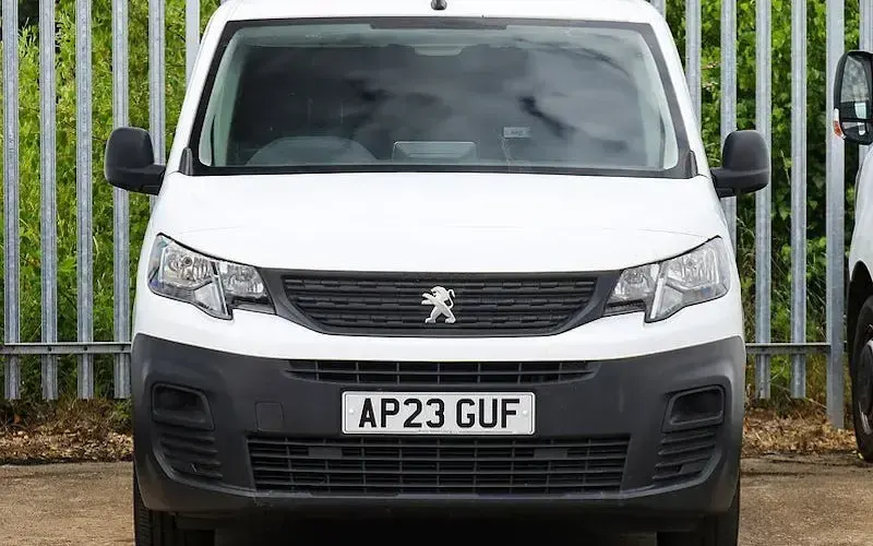 Used Peugeot Partner Premium 131 HP (96 kW) 2023 MPV