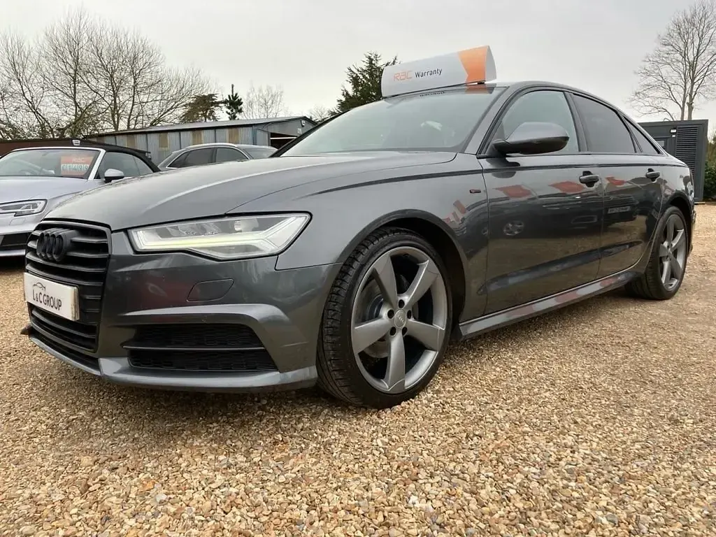 Usado Audi A6 Black Edition 2015 Cinzento Sedan