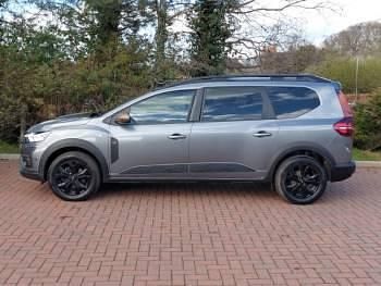 Used Dacia Jogger Extreme 140 HP (102 kW) 2024 Grey MPV