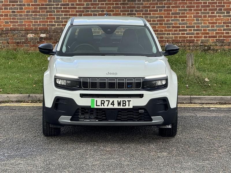 Used Jeep Avenger Altitude 114 kW (156 HP) 2024 White SUV
