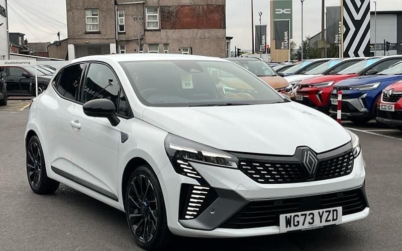 Red Used 2025 Renault Clio V Esprit Alpine Hatchback | £18,669 (Fair price) - Image 1/4