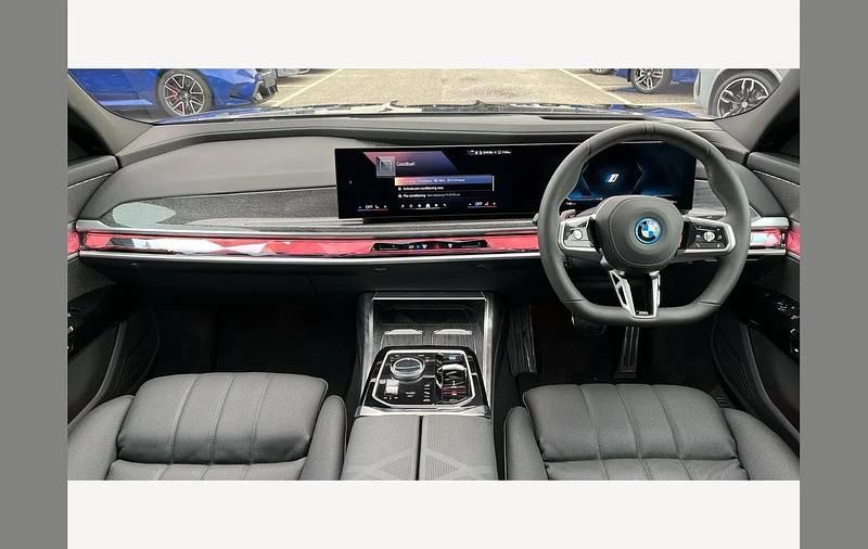 Used BMW i7 M Sport 330 kW (449 HP) 2026 Black Sedan