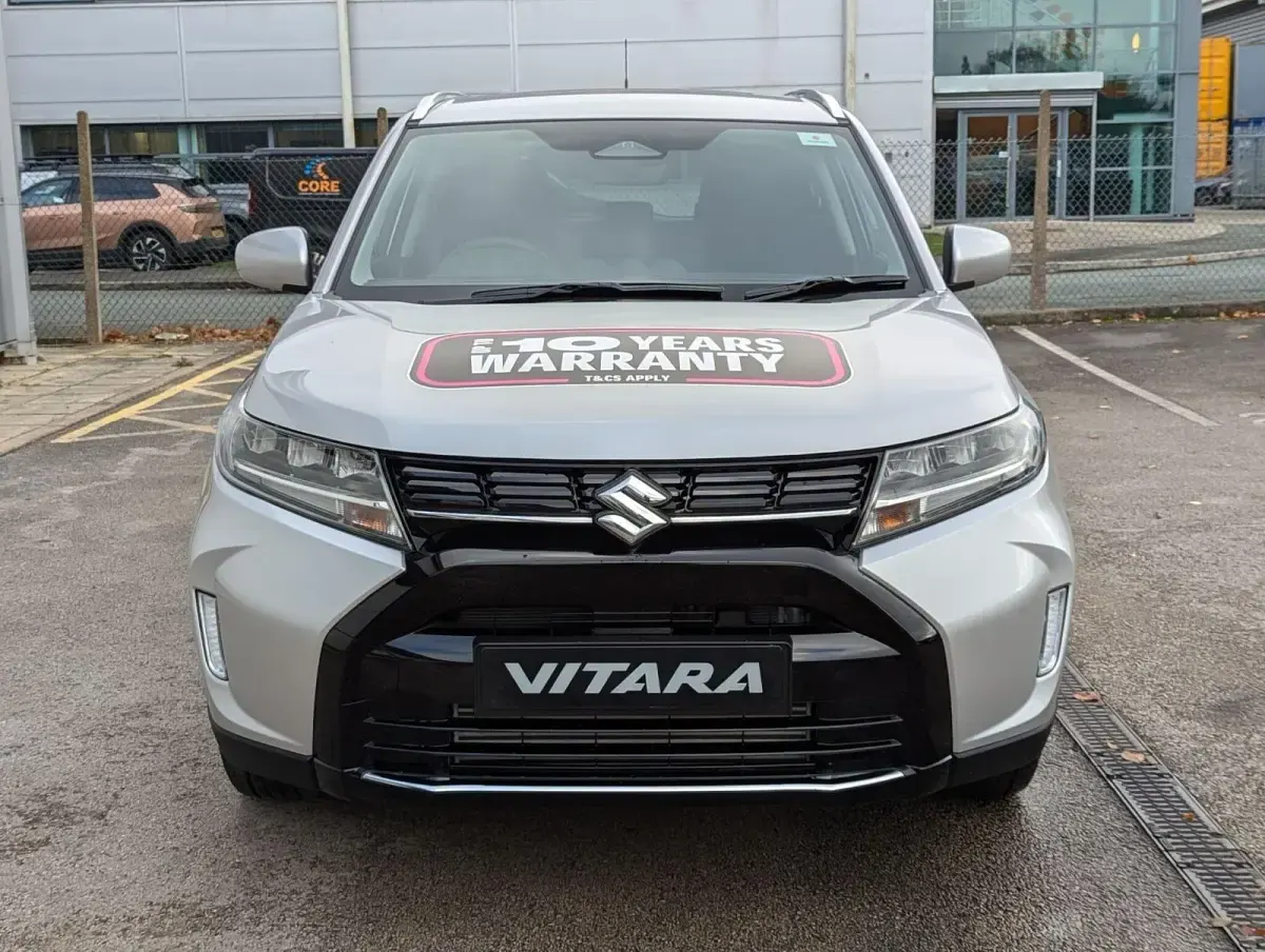 New Suzuki Vitara 2025 Silver SUV