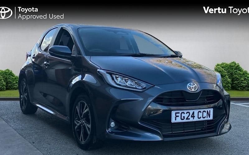 Used Toyota Yaris Hybrid Design 116 HP (85 kW) 2026 Hatchback