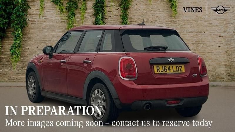 Used Mini ONE Hatch 101 HP (74 kW) 2014 Red Hatchback