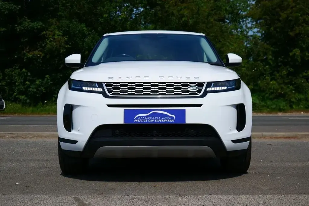 Used Land Rover Range Rover evoque S 163 HP (119 kW) 2022 White SUV