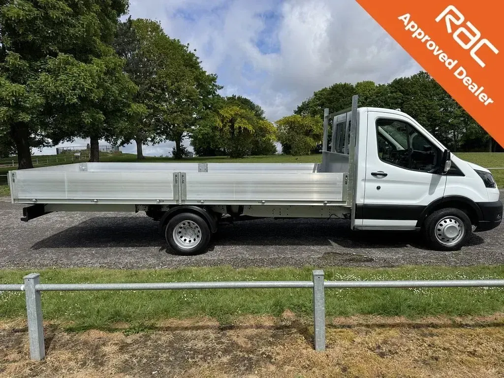 Used Ford Transit 130 HP (95 kW) 2022 White Cabriolet
