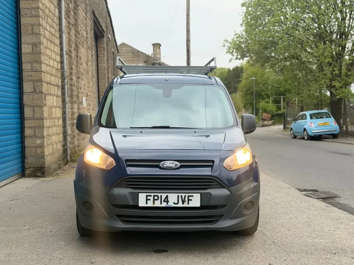 Used Ford Transit Connect 95 HP (69 kW) 2014 Blue MPV