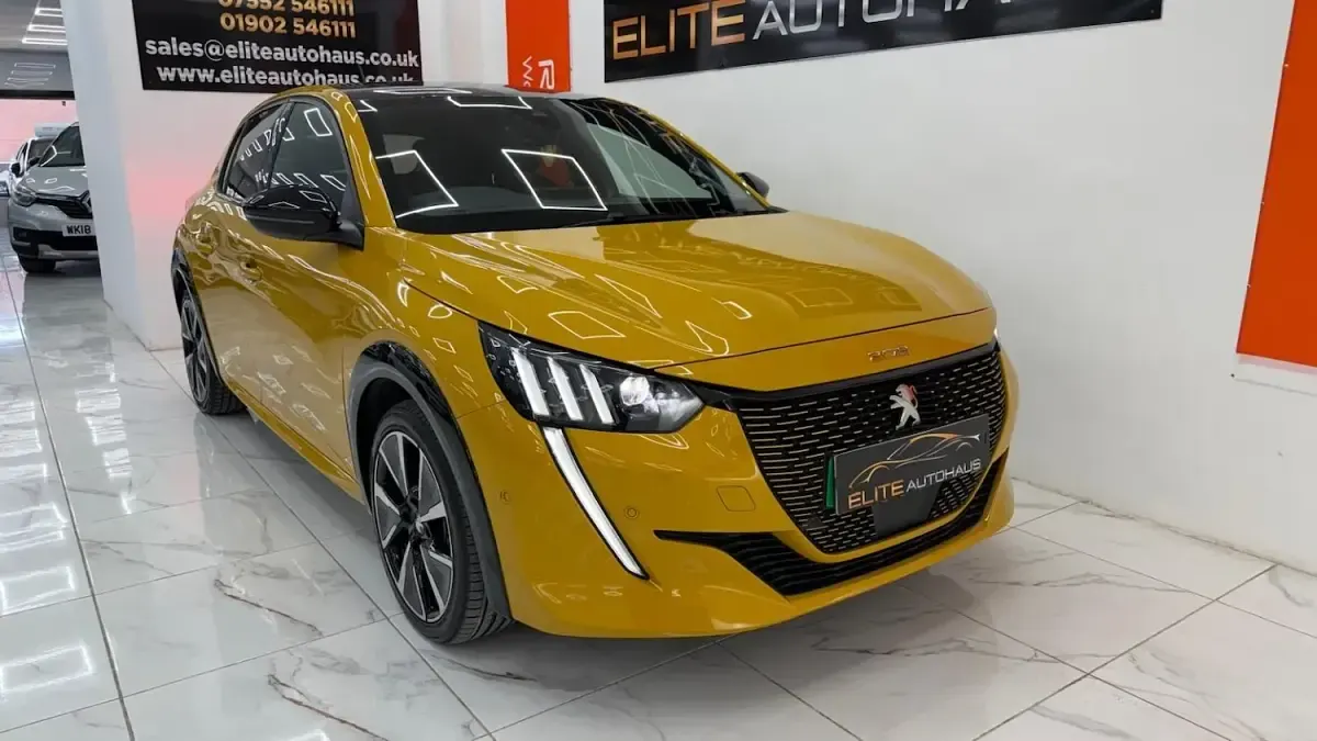 Used Peugeot e-208 GTi 100 kW (136 HP) 2022 Yellow Hatchback