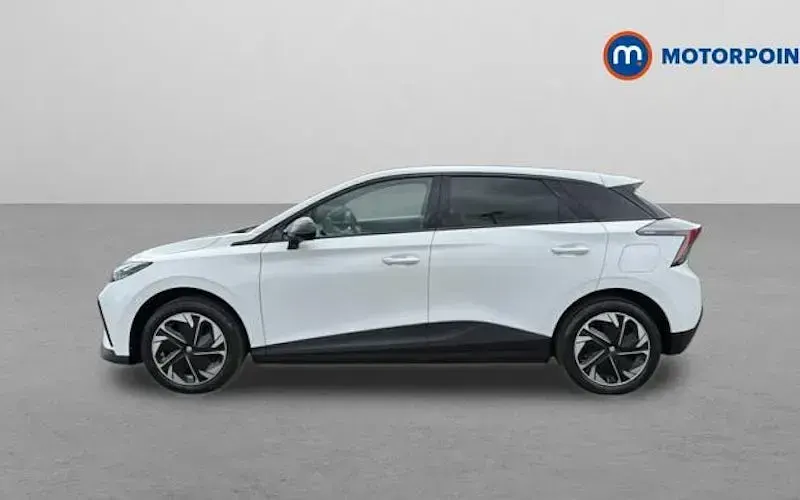 Second-hand MG MG4 EV Trophy 150 kW (204 CP) 2025 Hatchback