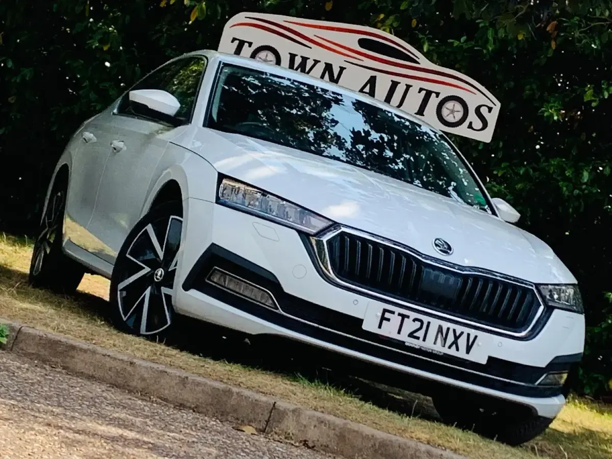 Used Skoda Octavia SE L 2021 White Hatchback