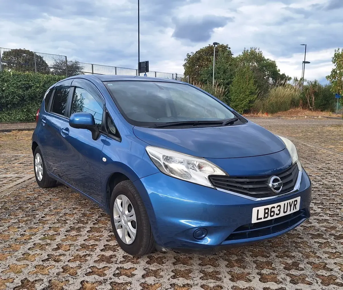 Used Nissan Note Acenta Premium 98 HP (72 kW) 2014 Blue Hatchback