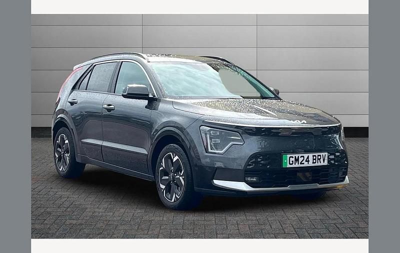 Interstellar grey Used 2024 Kia e-Niro SUV | £24,195 (Good price) - Image 1/2