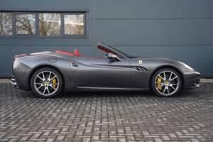 Used Ferrari California 460 HP (338 kW) 2009 Silver Cabriolet