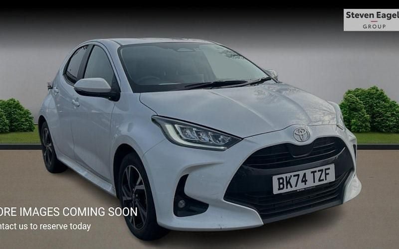 Used Toyota Yaris Hybrid Design 116 HP (85 kW) 2026 Hatchback