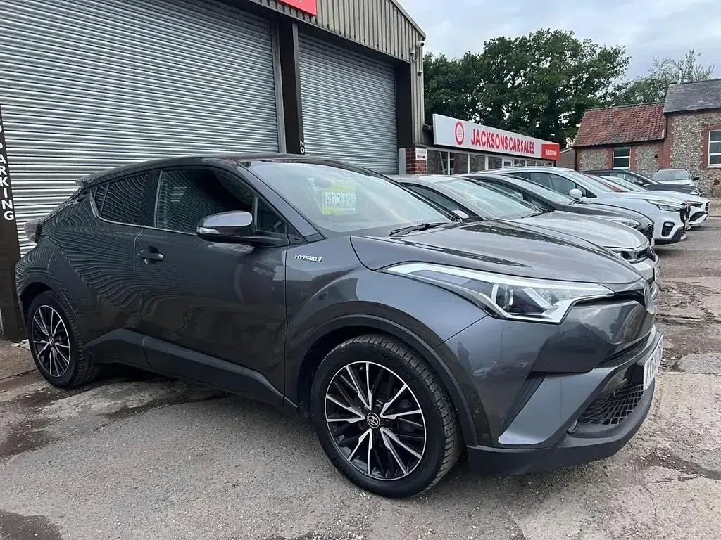 Used Toyota C-HR 122 HP (89 kW) 2019 Grey SUV