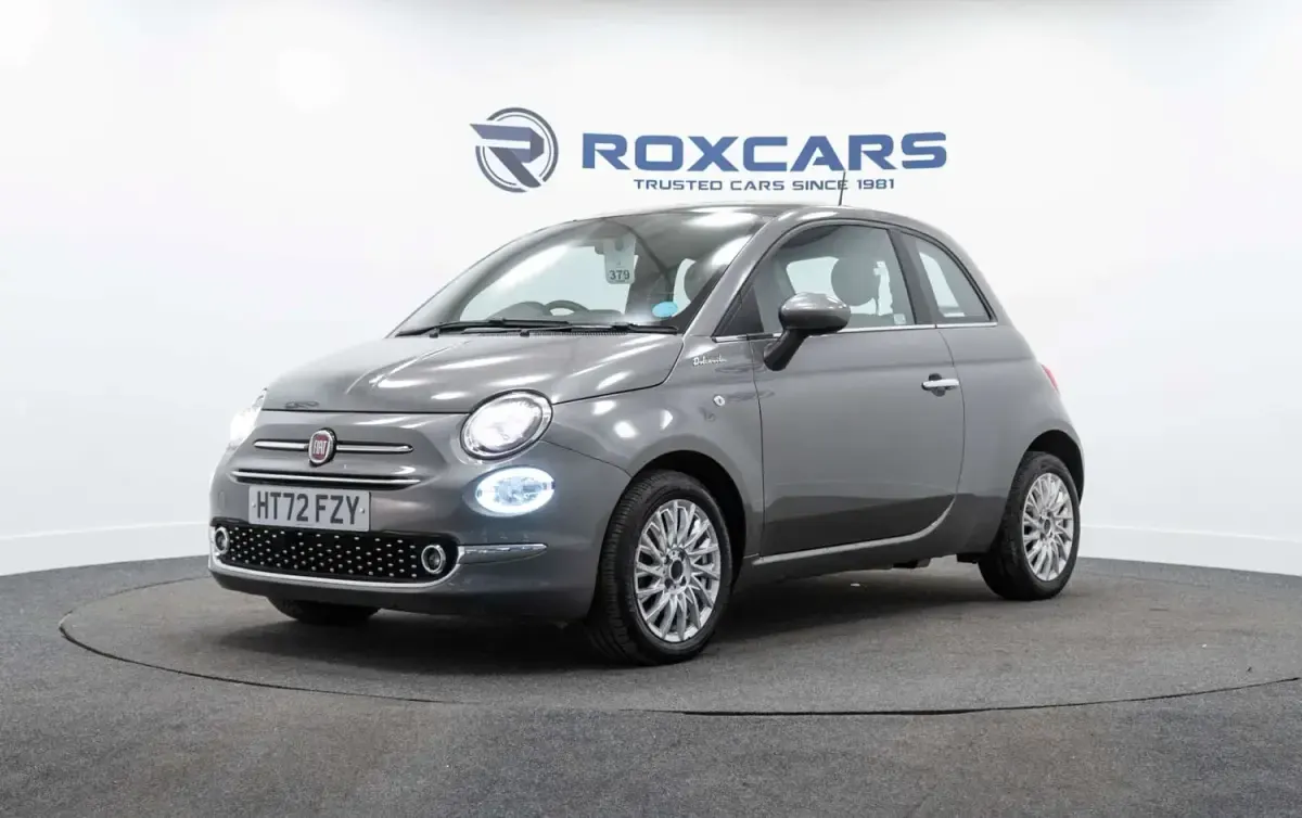 Usado Fiat 500 Dolcevita 70 HP (51 kW) 2023 Cinzento Citadino