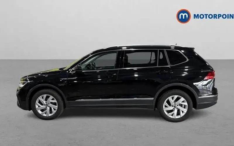 Used VW Tiguan Allspace Life 150 HP (110 kW) 2024 SUV