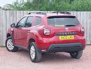 Used Dacia Duster Comfort 130 HP (95 kW) 2022 Red SUV