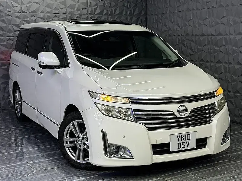 Used Nissan Elgrand 2026 White MPV