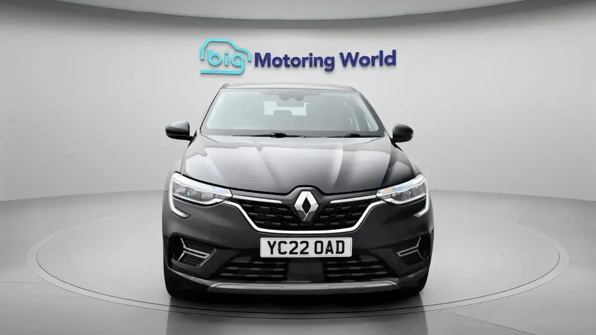Used Renault Arkana Iconic 140 HP (102 kW) 2022 Black SUV