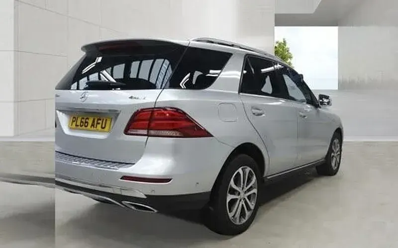 Käytetty Mercedes GLE250 204 HP (150 kW) 2017 Hopea Farmari
