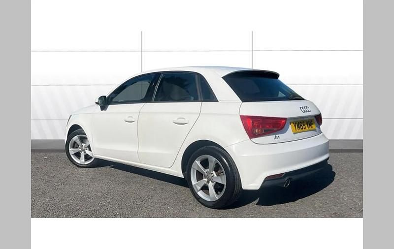 Begagnad Audi A1 Sport 116 HK (85 kW) 2016 Vit Halvkombi