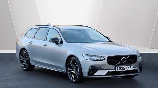 Used 2025 Volvo V90 Ultra Estate | £37,995 (Good price) - Image 1/3