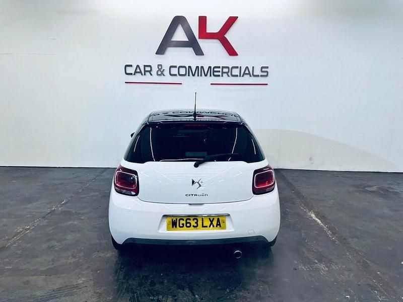 Used Citroën DS3 120 HP (88 kW) 2013 White Hatchback