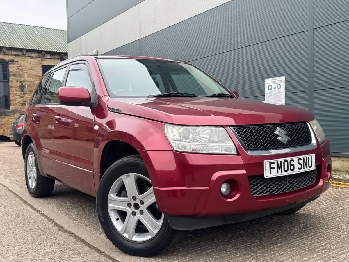 Used Suzuki Grand Vitara 2006 Red SUV