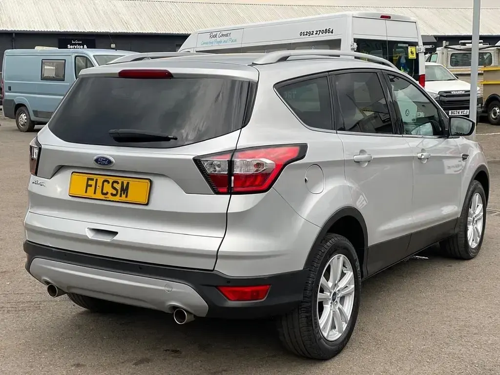 Used Ford Kuga Zetec 120 HP (88 kW) 2019 Silver SUV