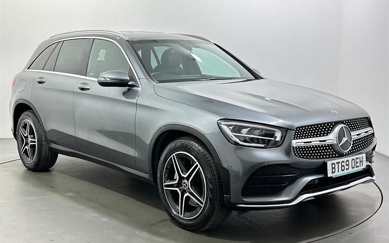 Usado Mercedes GLC300 AMG line 258 HP (189 kW) 2022 Carrinha