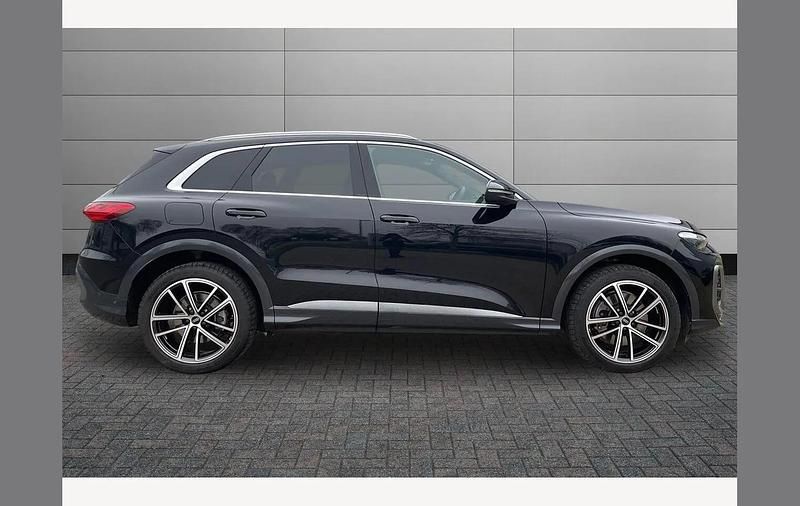 Begagnad Audi Q5 Advanced 204 HK (150 kW) 2025 Svart SUV