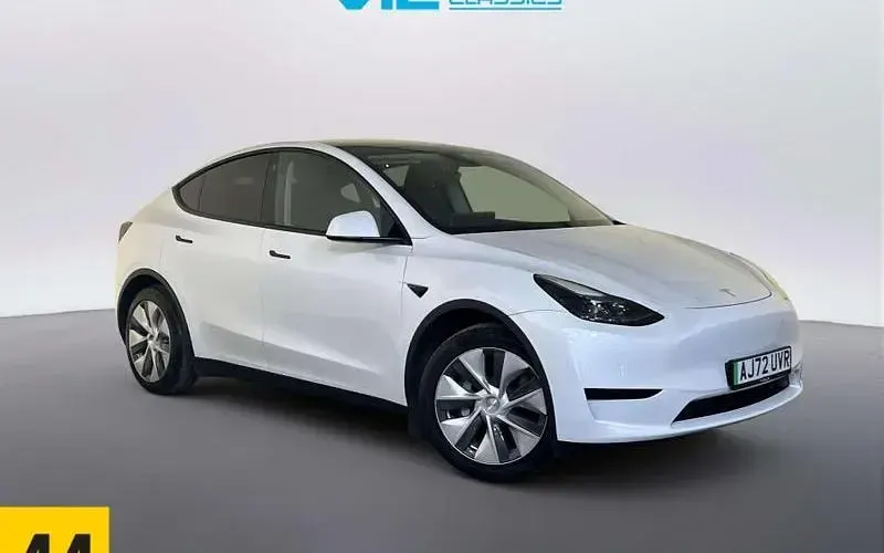 Used Tesla Model Y Standard Range 219 kW (299 HP) 2024 SUV