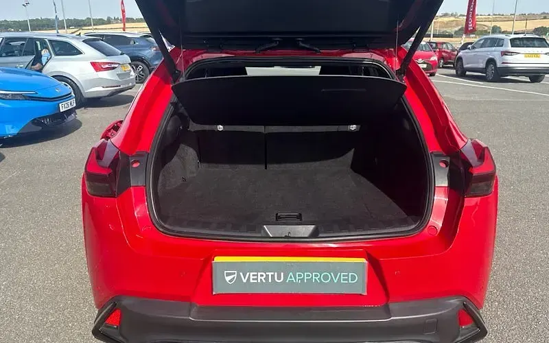 Used Lexus UX Sport Line 184 HP (135 kW) 2022 Red SUV
