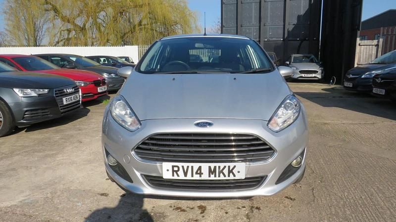 Used Ford Fiesta Zetec 2014 Silver Hatchback