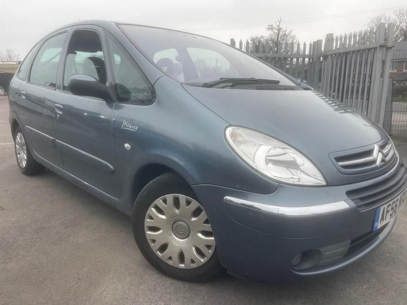Used Citroën Xsara Picasso 2006 Grey MPV