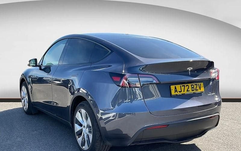 Used Tesla Model Y Long Range AWD 286 kW (389 HP) 2025 SUV