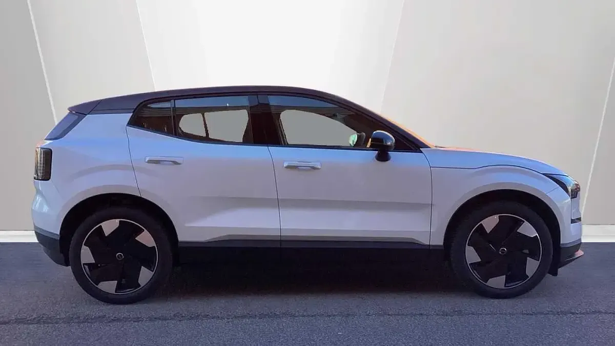 Novo Volvo EX30 Performance 314 kW (428 HP) 2025 Branco SUV