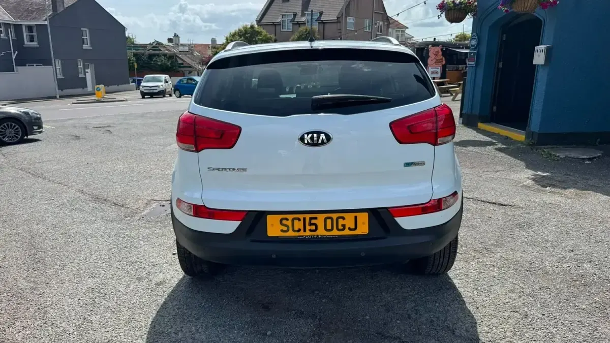 Used Kia Sportage 2015 White SUV