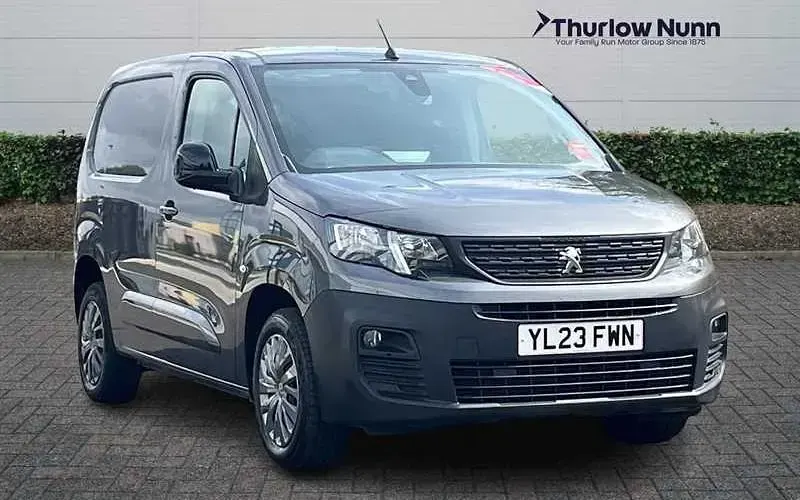 Used Peugeot Partner Premium 131 HP (96 kW) 2023 MPV