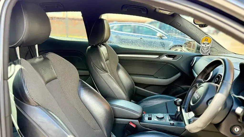 Używany Audi A3 S-Line 150 KM (110 kW) 2015 Czarny Hatchback