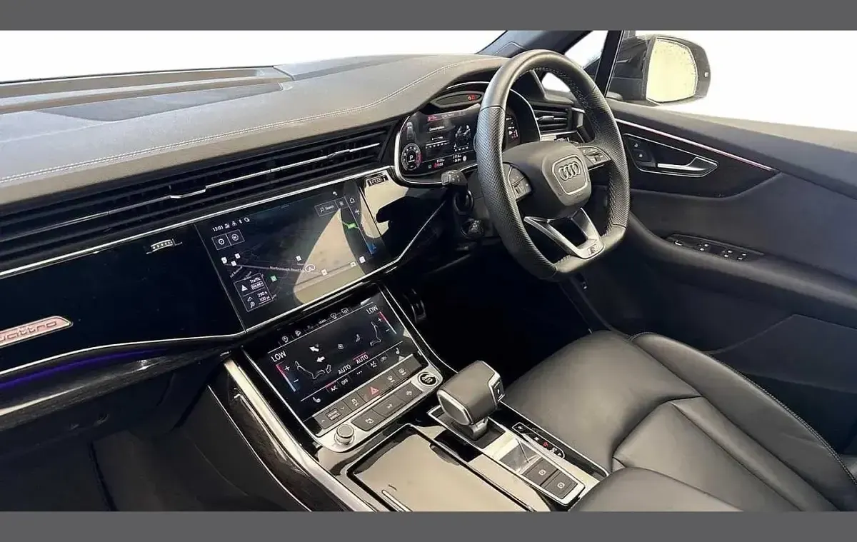 Used Audi Q7 Black Edition 334 HP (245 kW) 2025 Grey SUV