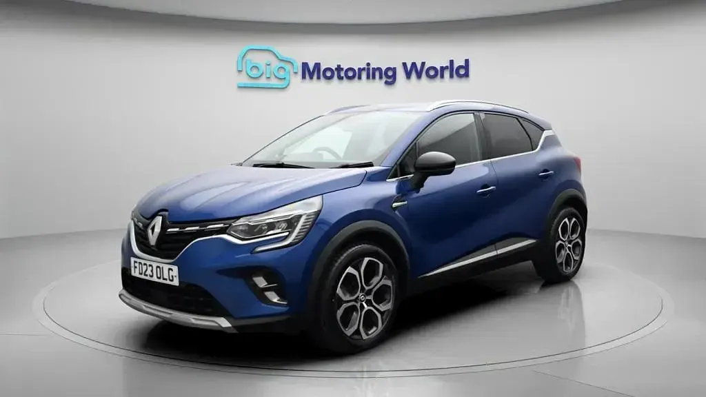 Used Renault Captur Techno 145 HP (106 kW) 2023 Blue SUV