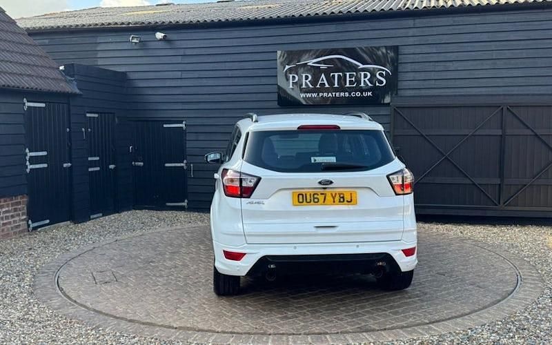 Second-hand Ford Kuga ST-Line 120 CP (88 kW) 2017 Alb SUV