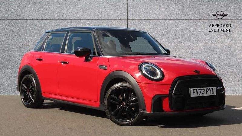 Red Used 2023 Mini Cooper Hatch Hatchback | £22,750 (Fair price) - Image 1/4