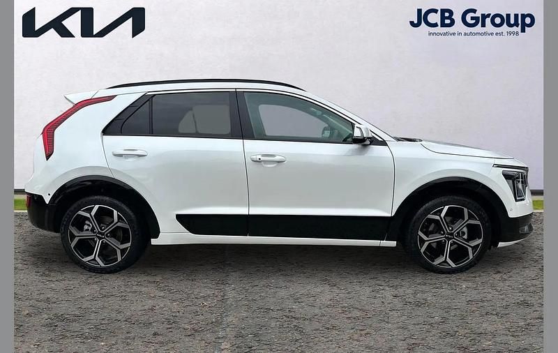 Gebraucht Kia Niro 135 PS (99 kW) 2025 Weiß SUV